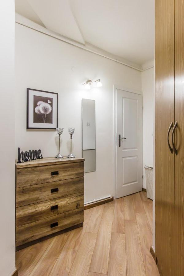 Clicktheflat Avenue Place Apart Rooms Varşovia Exterior foto
